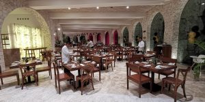 Cigar roller Xcaret Cancun