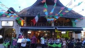 Tropical restaurant