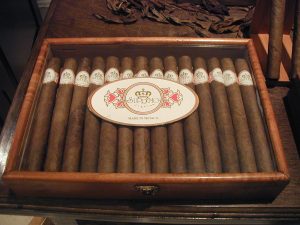 corona cigar box