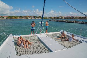 Catamaran for party groups