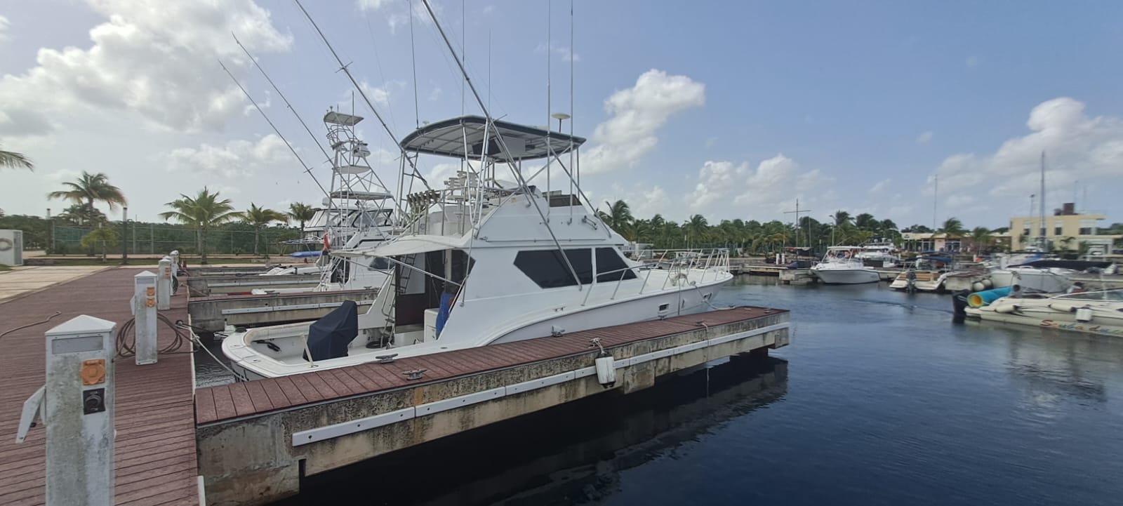 Cozumel Hatteras fishing boat