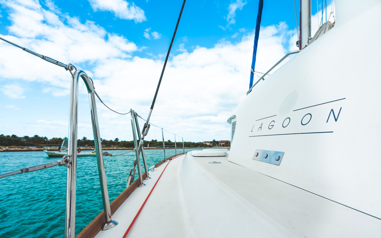 Catamaran Puerto Aventuras to Cozumel