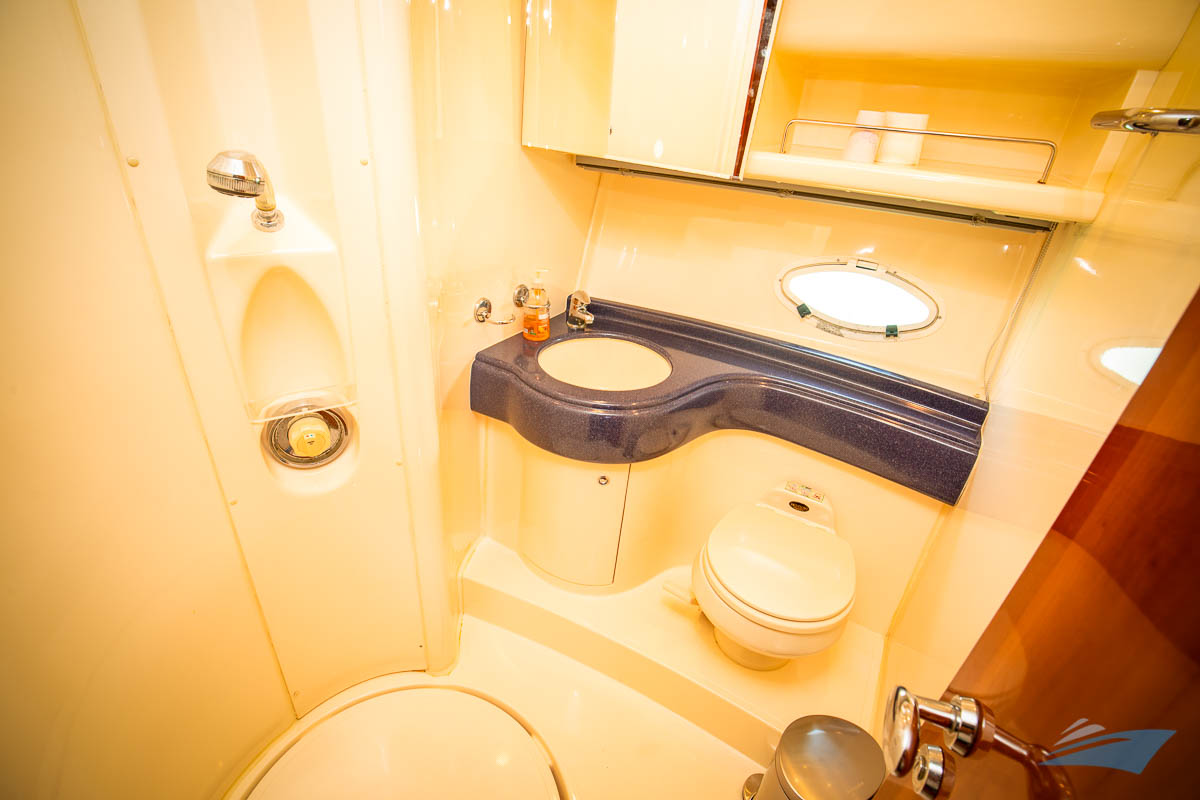 Charter Azimut Yacht Tulum