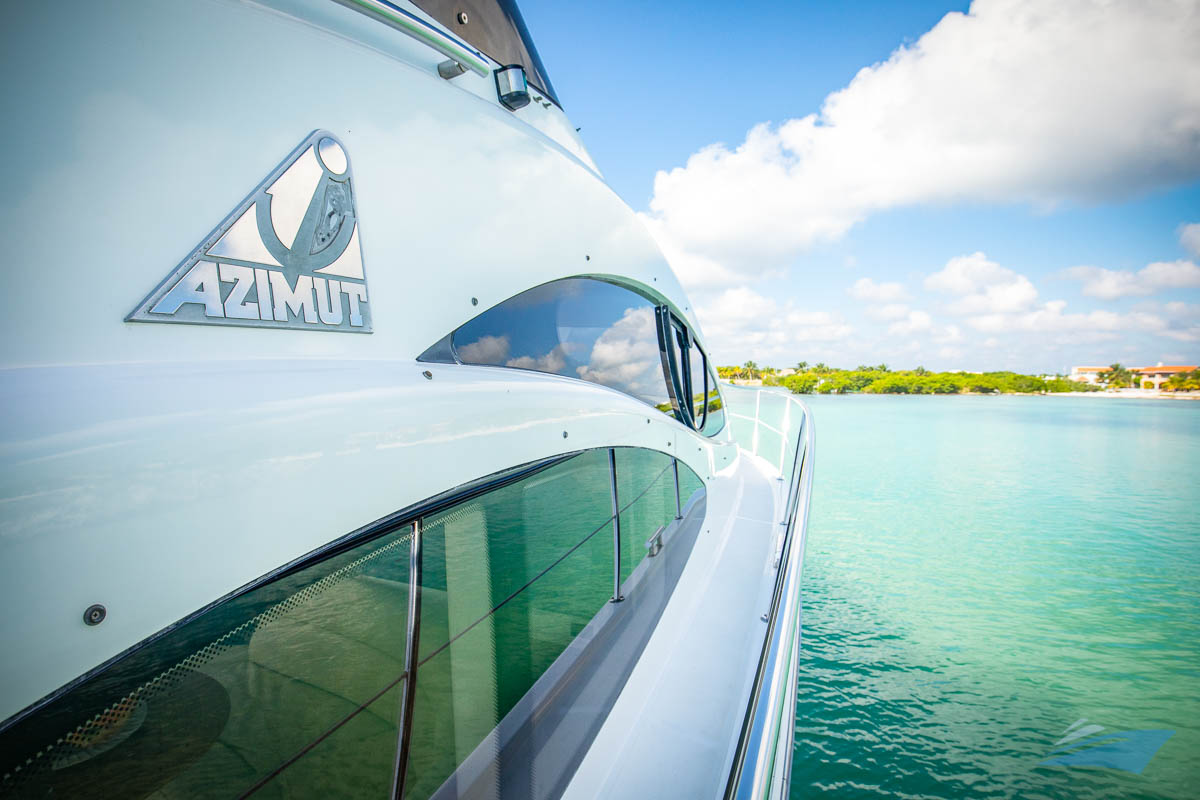 Charter Azimut Yacht Tulum