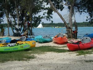 Bacalar rent a kayak