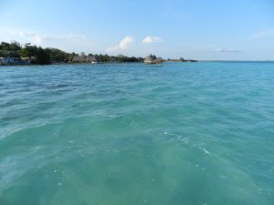 Bacalar rent a boat