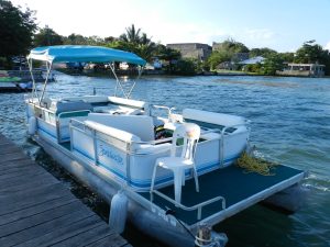 Bacalar rent a boat
