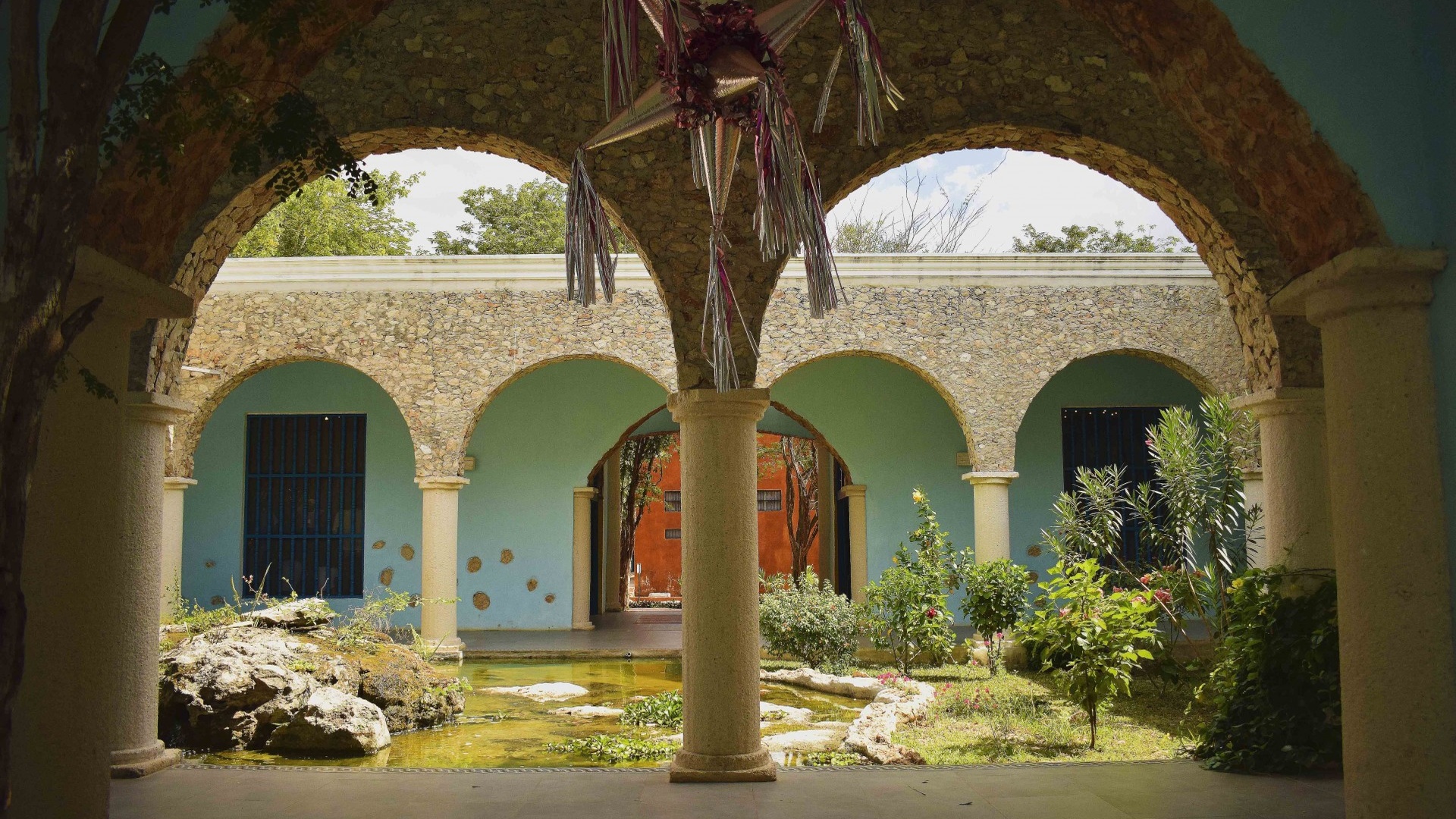 cenote valladolid selva maya